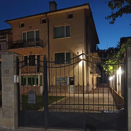 Statevi Guest Velingrad