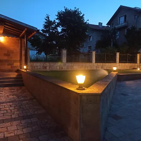 Apartment Statevi Guest *