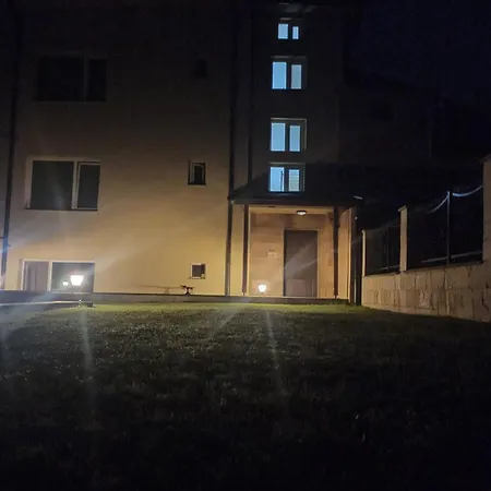Statevi Guest Апартамент Велинград