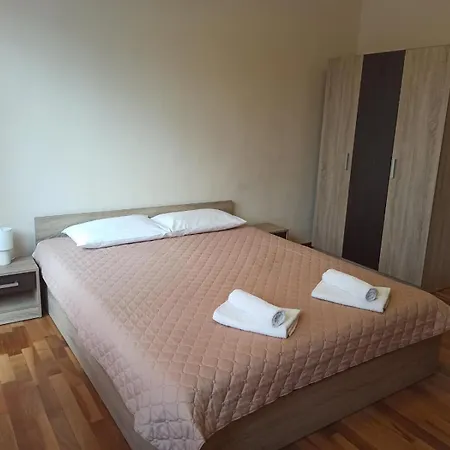 Statevi Guest Βέλινγκραντ